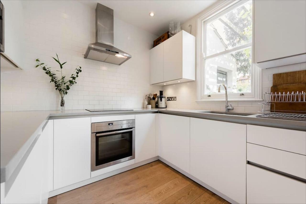 Gorgeous, 4 Bed Victorian House In Dollis Hill Villa Лондон Екстериор снимка