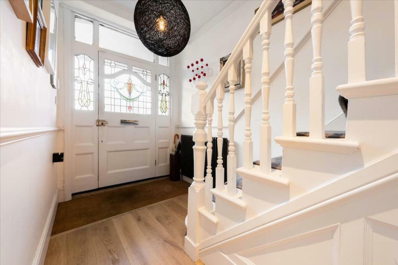 Gorgeous, 4 Bed Victorian House In Dollis Hill Villa Лондон Екстериор снимка