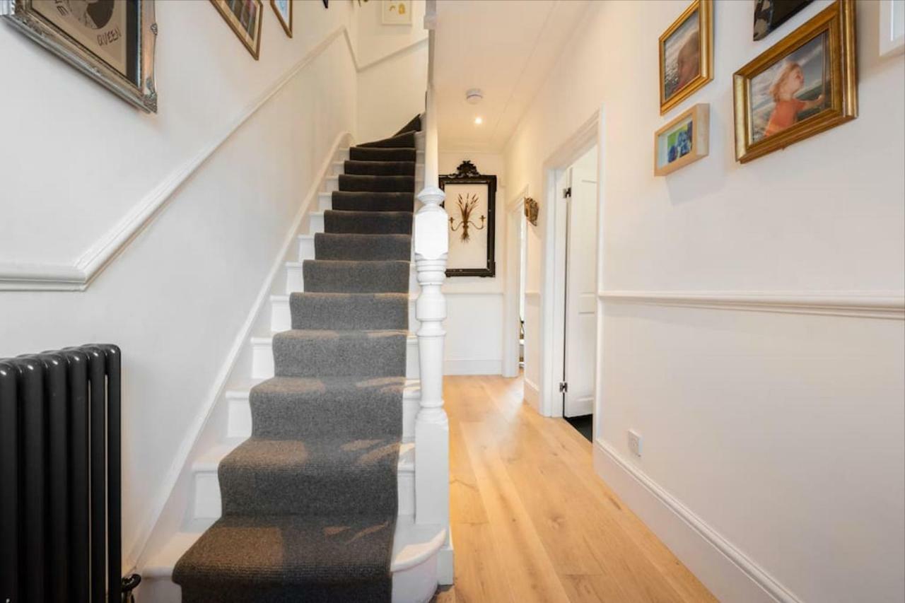 Gorgeous, 4 Bed Victorian House In Dollis Hill Villa Лондон Екстериор снимка