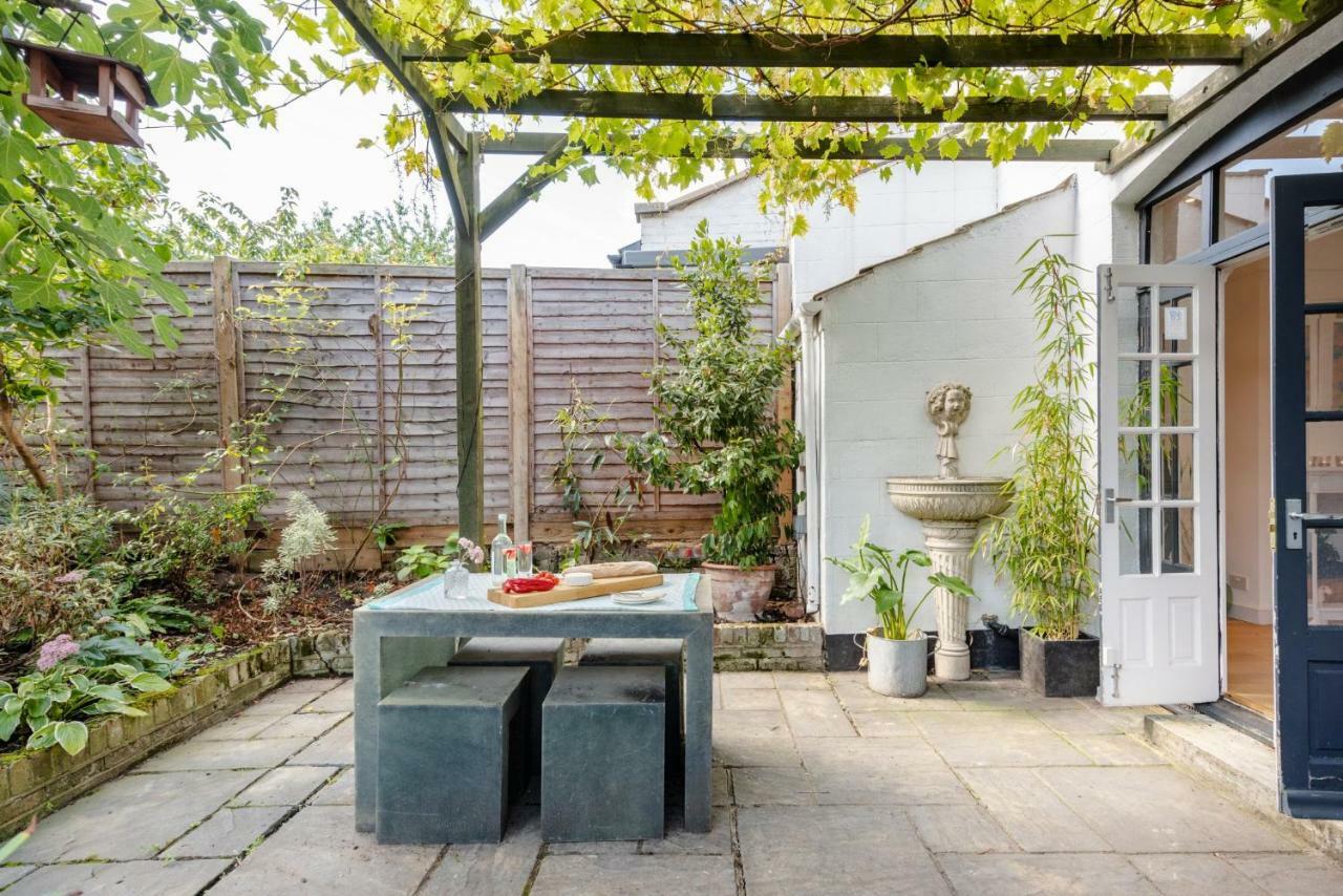 Gorgeous, 4 Bed Victorian House In Dollis Hill Villa Лондон Екстериор снимка
